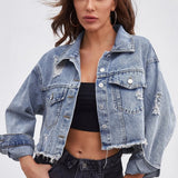Chaqueta vaquera con bordes sin rematar