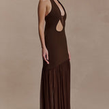 Vestido maxi ajustado asimétrico con aberturas y frunces en la espalda