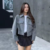 Chaqueta corta de lana estilo streetwear