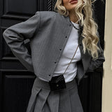 Elegante y preppy conjunto de dos piezas: blazer y minifalda