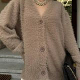 Chaleco de peluche con cuello en V