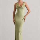 Vestido de noche sirena de satén con cuello vuelto
