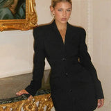 Blazer de talle alto con cuello en V