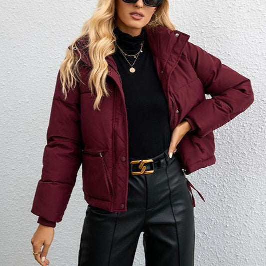 Chaqueta acolchada con cuello alto corto