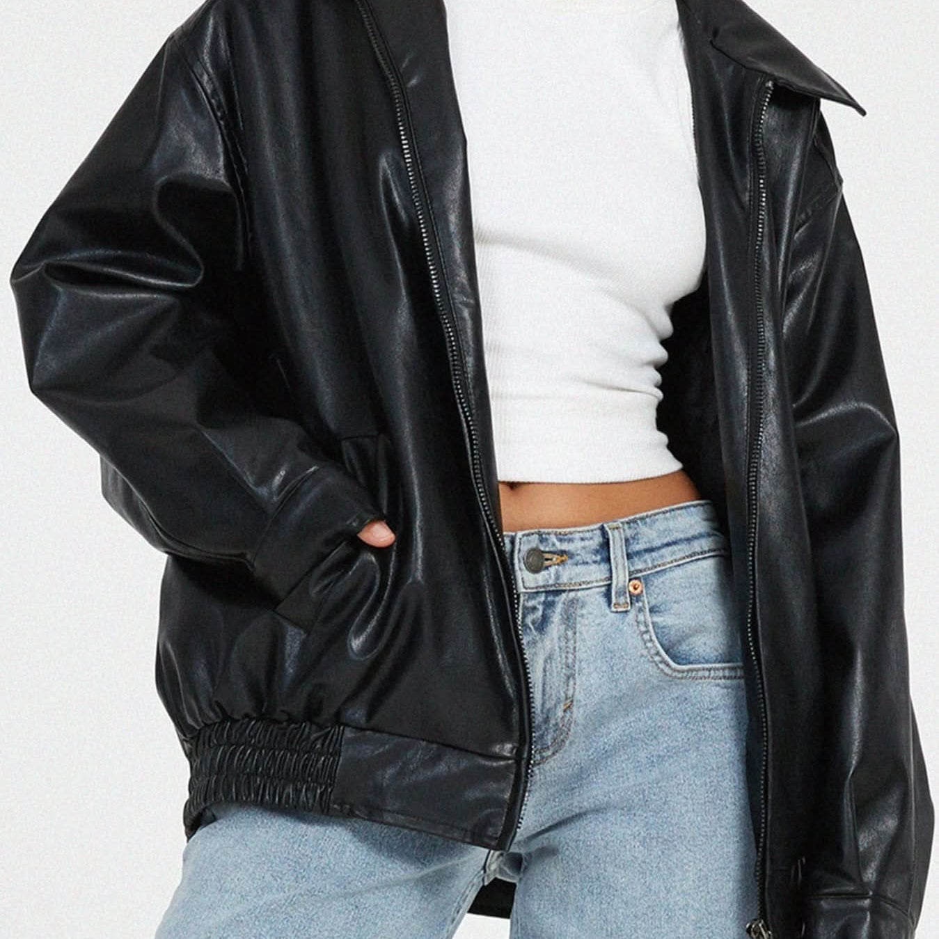 Atuendo elegante, chic y moderno para mujer.