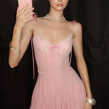 Mini vestido sexy con escote en V y espalda abierta