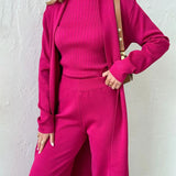 Conjunto acogedor de lujo, elegante, cómodo y sofisticado para mujer.