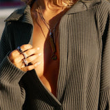 Blusa de punto sexy con cuello en V