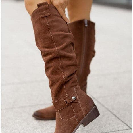 Botas de mujer - Gamuza elegante - Corte relajado - Correas y hebillas decorativas - Comodidad para el día a día