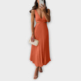 Elegantes vestidos de noche midi con plisados