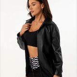 chaqueta de cuero con solapas extragrandes