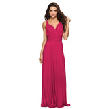 Elegante vestido largo multiposición con tirantes ajustables.