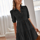 Vestido de mujer con lazo delantero y mangas abullonadas: elegante y cómodo.