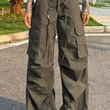 Pantalones cargo de cintura alta en color verde militar