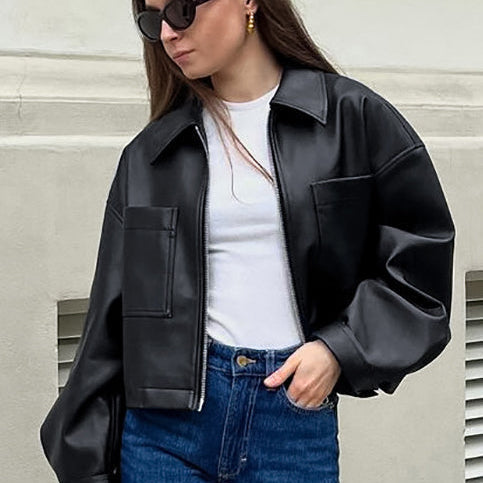 Chaqueta de cuero mate corta y holgada