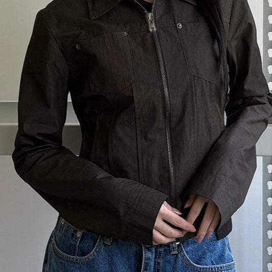 Chaqueta utilitaria sencilla con cremallera