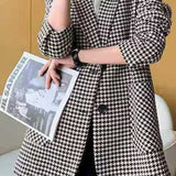 Blazer de lana con estampado de pata de gallo