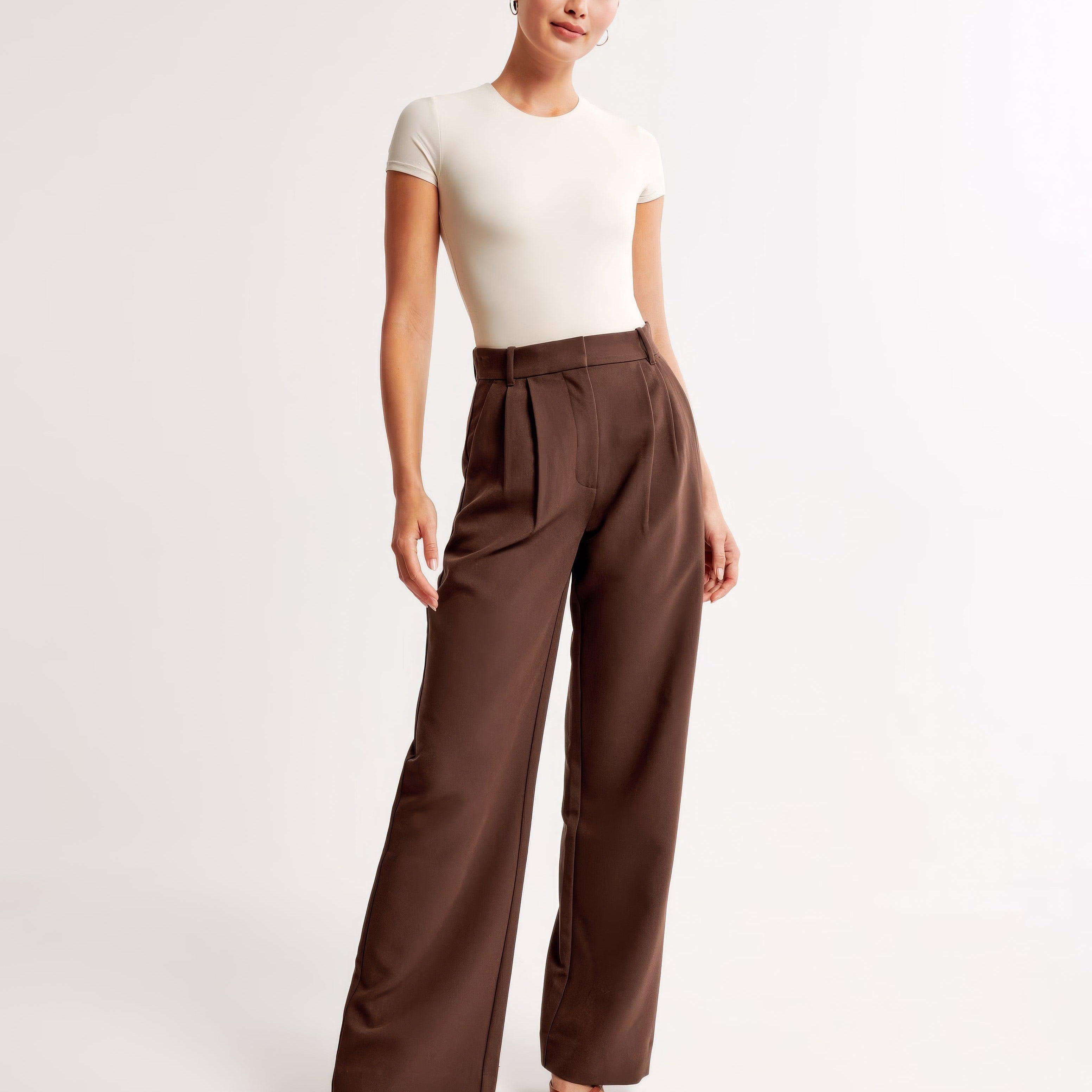 Pantalones Lara: elegantes y cómodos para un estilo sin esfuerzo