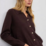 Chaleco liso con cuello en V y botones