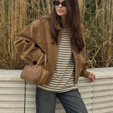 Chaqueta casual vintage de ante con cremallera frontal