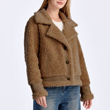 Chaqueta de piel de oveja con solapas