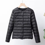 Chaqueta de plumas para mujer – Corte entallado – Ultraligera – Acolchada con botones – Largo hasta la cadera