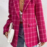 Elegante blazer rojo a cuadros