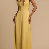 Vestido lencero largo de satén con espalda abierta
