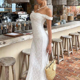 Elegante vestido largo de encaje sin mangas con tirantes finos