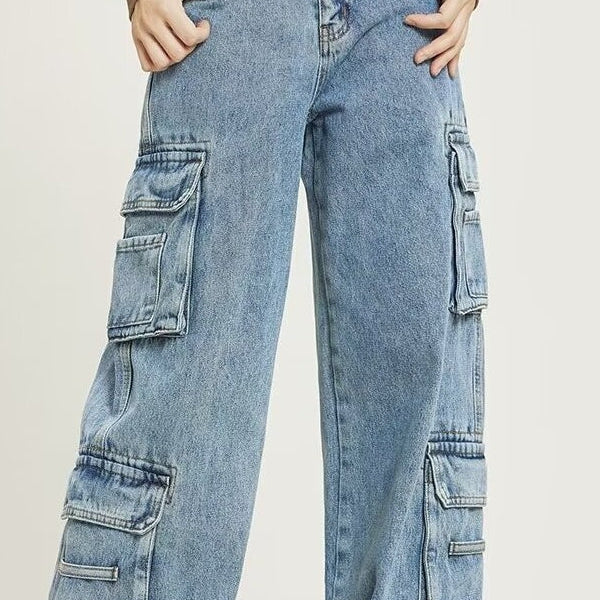 Vaqueros cargo vintage descoloridos con perneras anchas