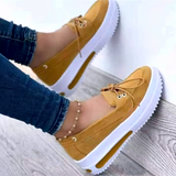 Zapatos de mujer - Mocasines sin cordones - Suela de plataforma - Detalle de cordones informales
