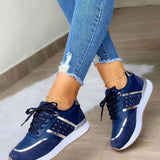 Zapatillas Daira: cómodas y elegantes con un toque de color.