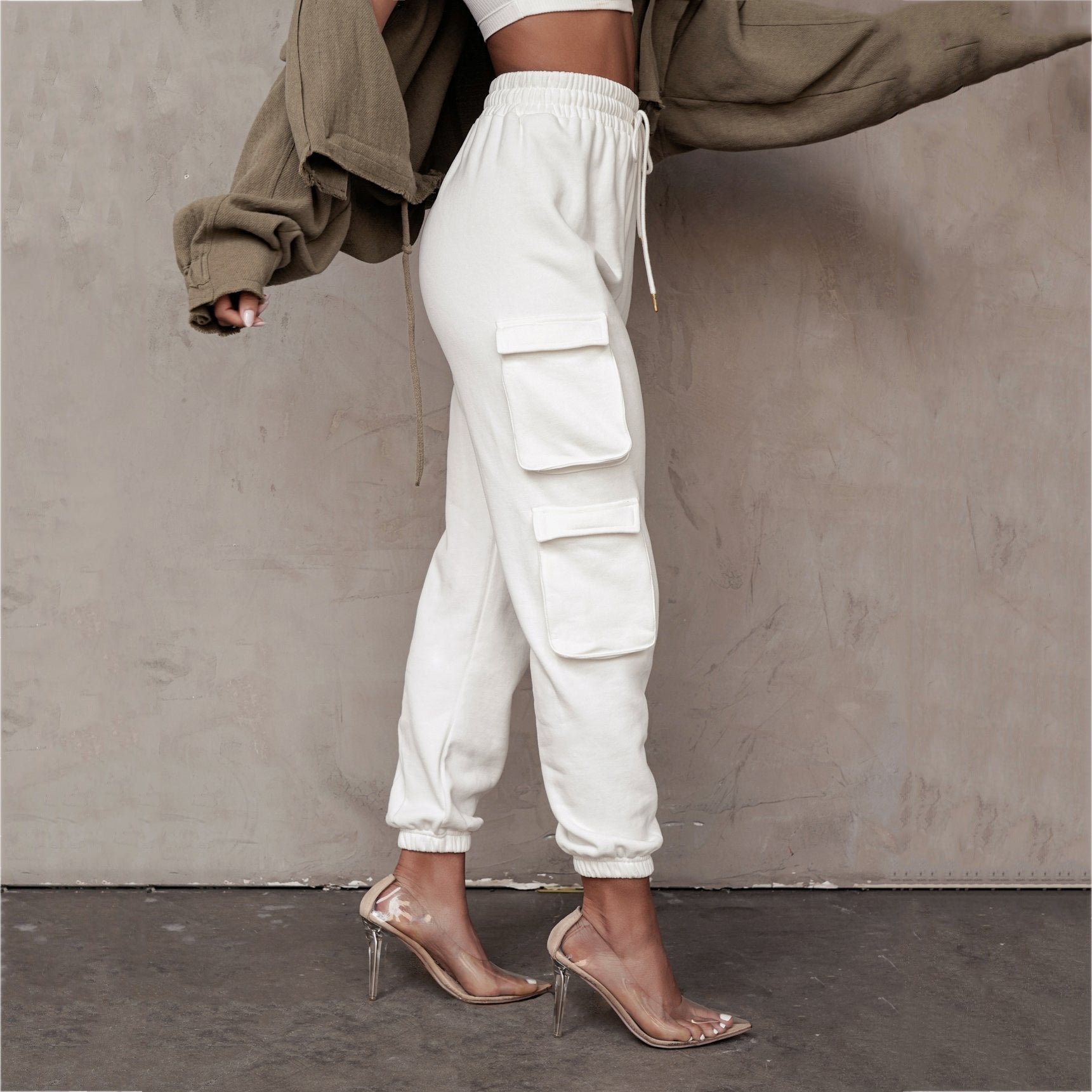 Pantalones de mujer - Tejido elástico - Cintura alta - Corte holgado - Bolsillos cargo