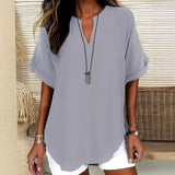 Blusa de mujer – Corte holgado – Mangas cortas – Cuello en pico – Fibras naturales