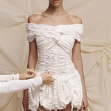 Vestido mini sexy, ajustado, de color liso, con escote con hombros descubiertos y espalda abierta.