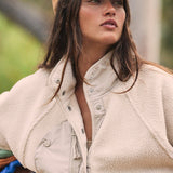 Chaqueta ligera de sherpa informal
