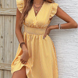 Vestido de mujer - Escote cruzado - Mangas con volantes - Cintura ajustada - Falda acampanada