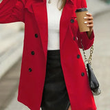 Gabardina Scarlet Charm: elegante, dinámica y ligera para mujer