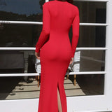 Vestido largo sexy ceñido a la cintura y escote en V adornado con encaje.