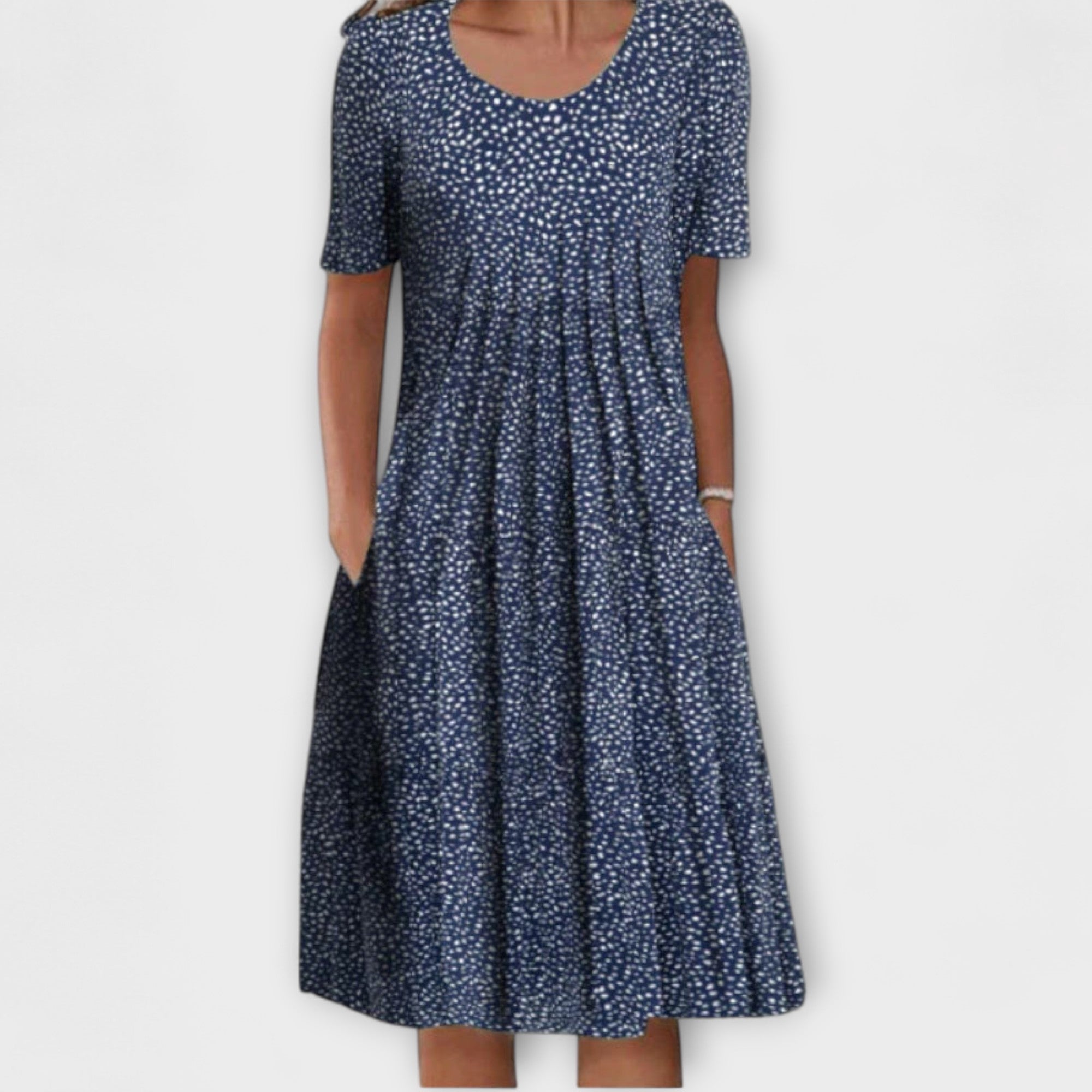 Emelie – Vestido plisado elegante con control de abdomen