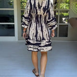 Helga - Vestido de verano de diseño con escote en pico
