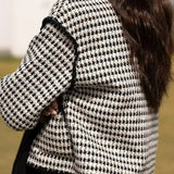 Chaqueta corta de tweed con estampado de pata de gallo