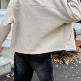 Chaqueta de manga larga elegante y versátil.