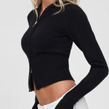 Blusa casual con capucha y cremallera