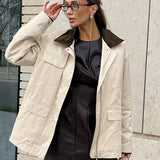 Chaqueta de algodón con bloques de color y corte relajado.