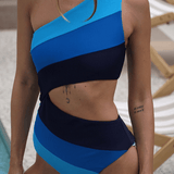 Traje de baño elegante y favorecedor: encanto atemporal y corte elegante.