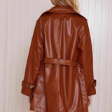 Chaqueta larga de cuero PU de moda