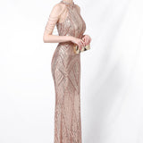 Vestido de noche largo sirena con lentejuelas y espalda abierta