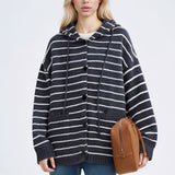 Cárdigan de punto a rayas de talla grande con capucha retro, cordón y bolsillos.