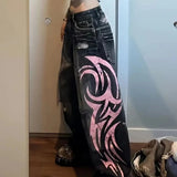 Vaqueros anchos con estampado gótico